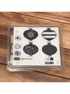 STAMPIN ⬆️ 116517 DELIGHTFUL DECORATIONS SET & 116824 PETALS A PLENTY EMBOSSING